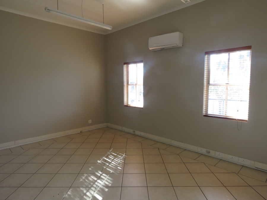 To Let commercial Property for Rent in Audas Estate Western Cape